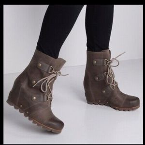 🥾Sorel Wedge Boots 🥾